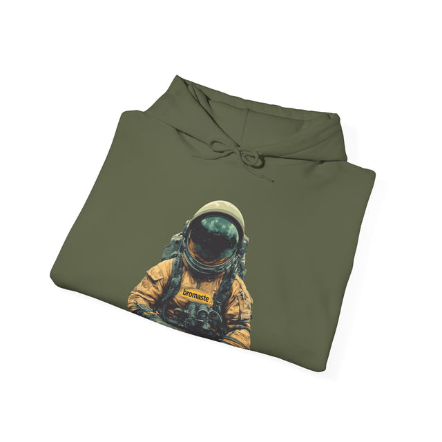 Bromaste Spacesuit Chilling